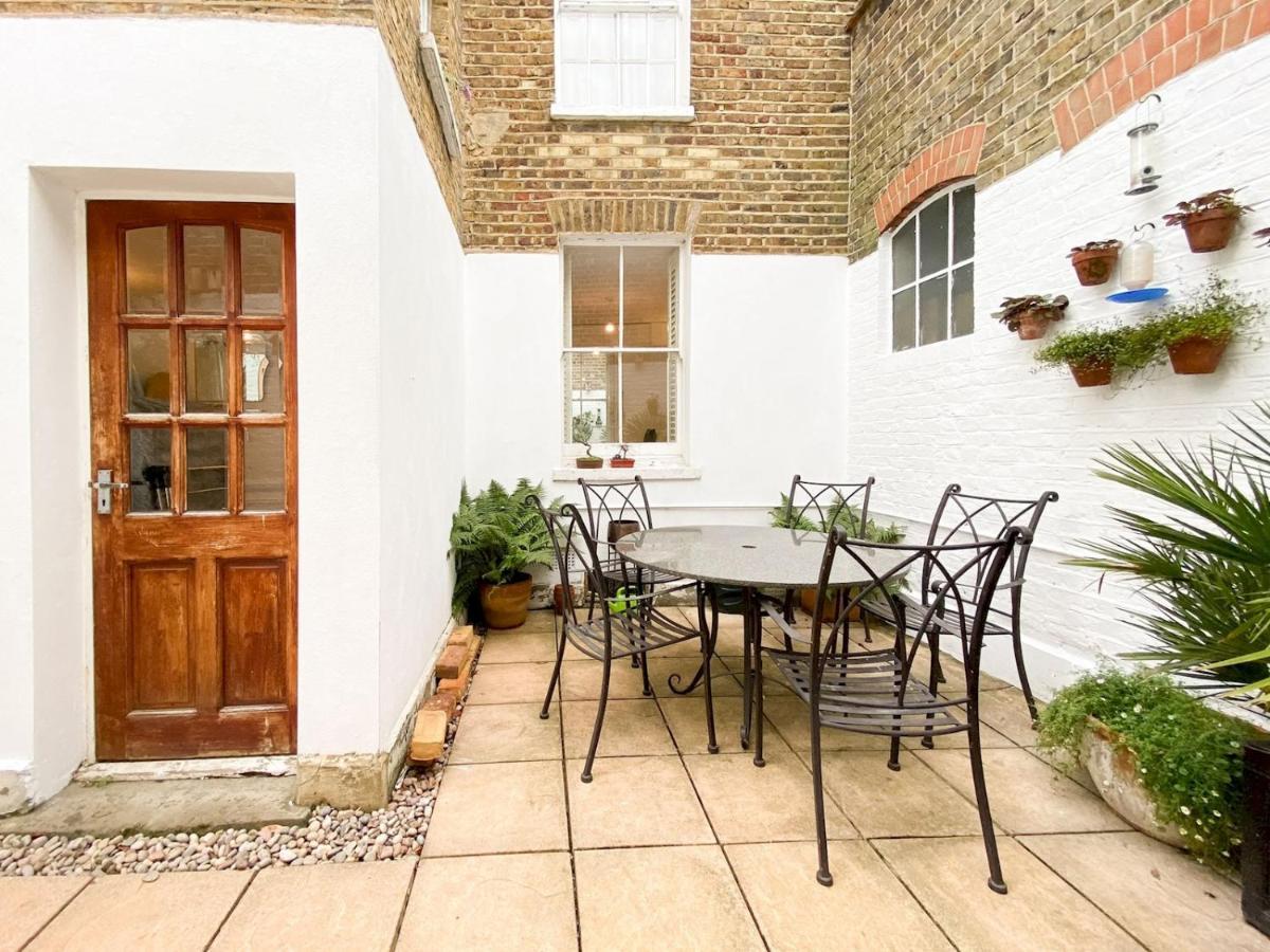 Pass The Keys Garden Apartment In Stockwell Londra Exterior foto