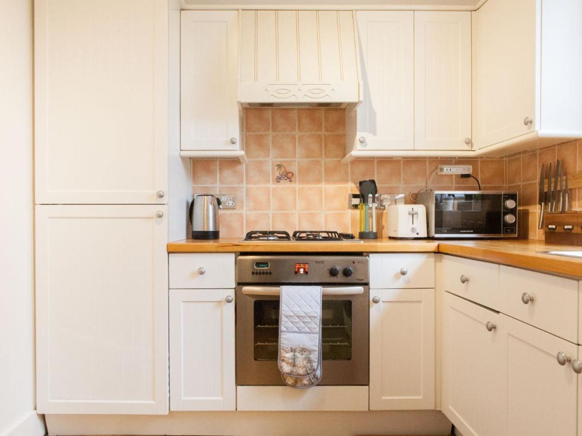 Pass The Keys Garden Apartment In Stockwell Londra Exterior foto