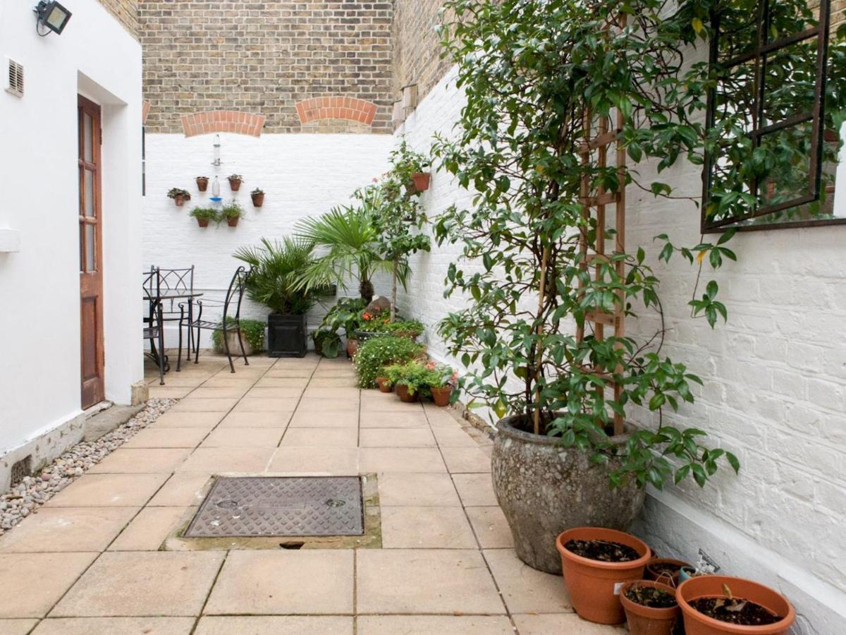 Pass The Keys Garden Apartment In Stockwell Londra Exterior foto