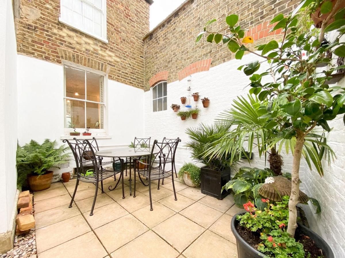 Pass The Keys Garden Apartment In Stockwell Londra Exterior foto