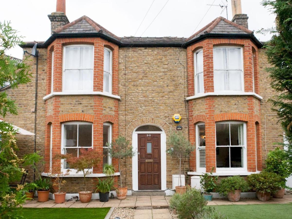Pass The Keys Garden Apartment In Stockwell Londra Exterior foto
