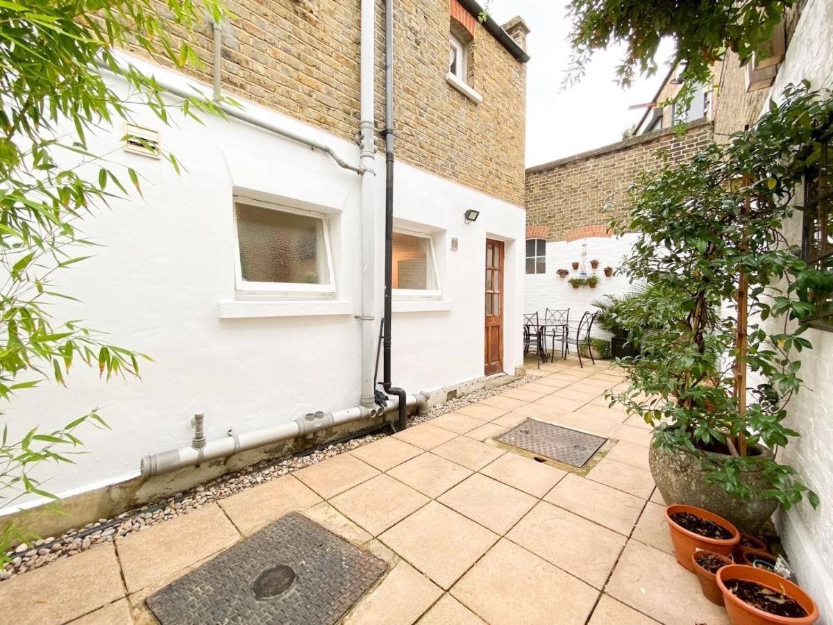 Pass The Keys Garden Apartment In Stockwell Londra Exterior foto